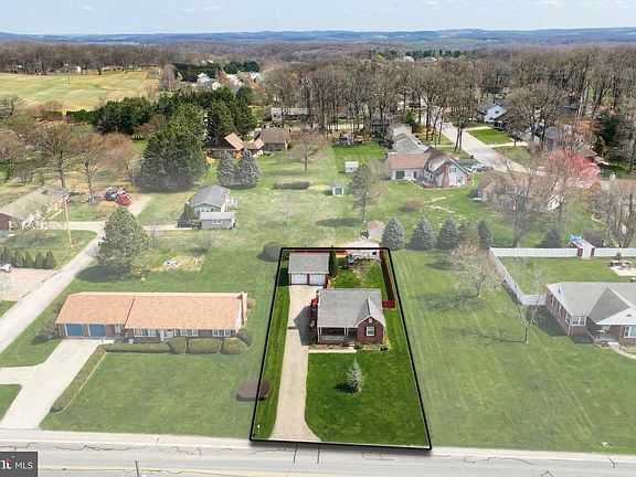 5th image of 2208 Grandview Rd