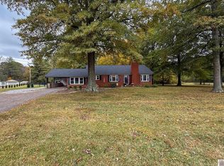 6525 Benton Rd, Paducah, KY 42003