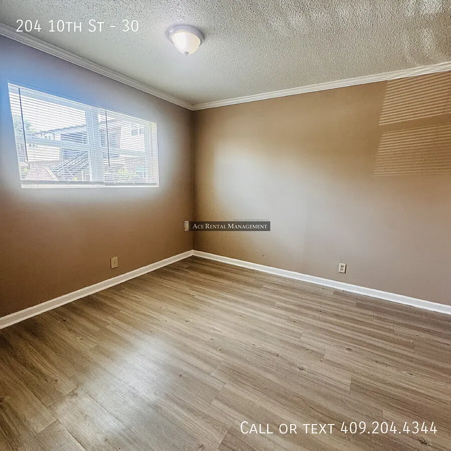 Welcome Home to your 2 Bedroom | 1 Bathroom Apartment Home located at Chateau Royal in Orange, TX! — Photo 4