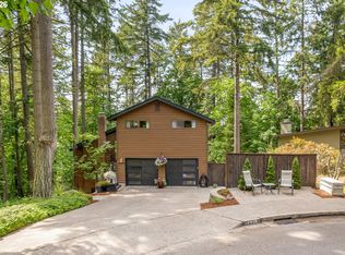 2031 Dogwood Dr, Eugene, OR 97405