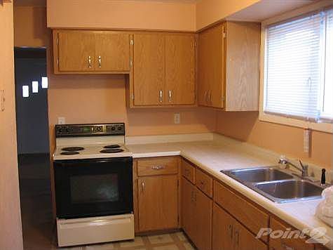 Kitchen 1 (Lower Unit)