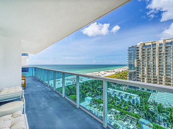 5th image of 2301 Collins Avenue #1407