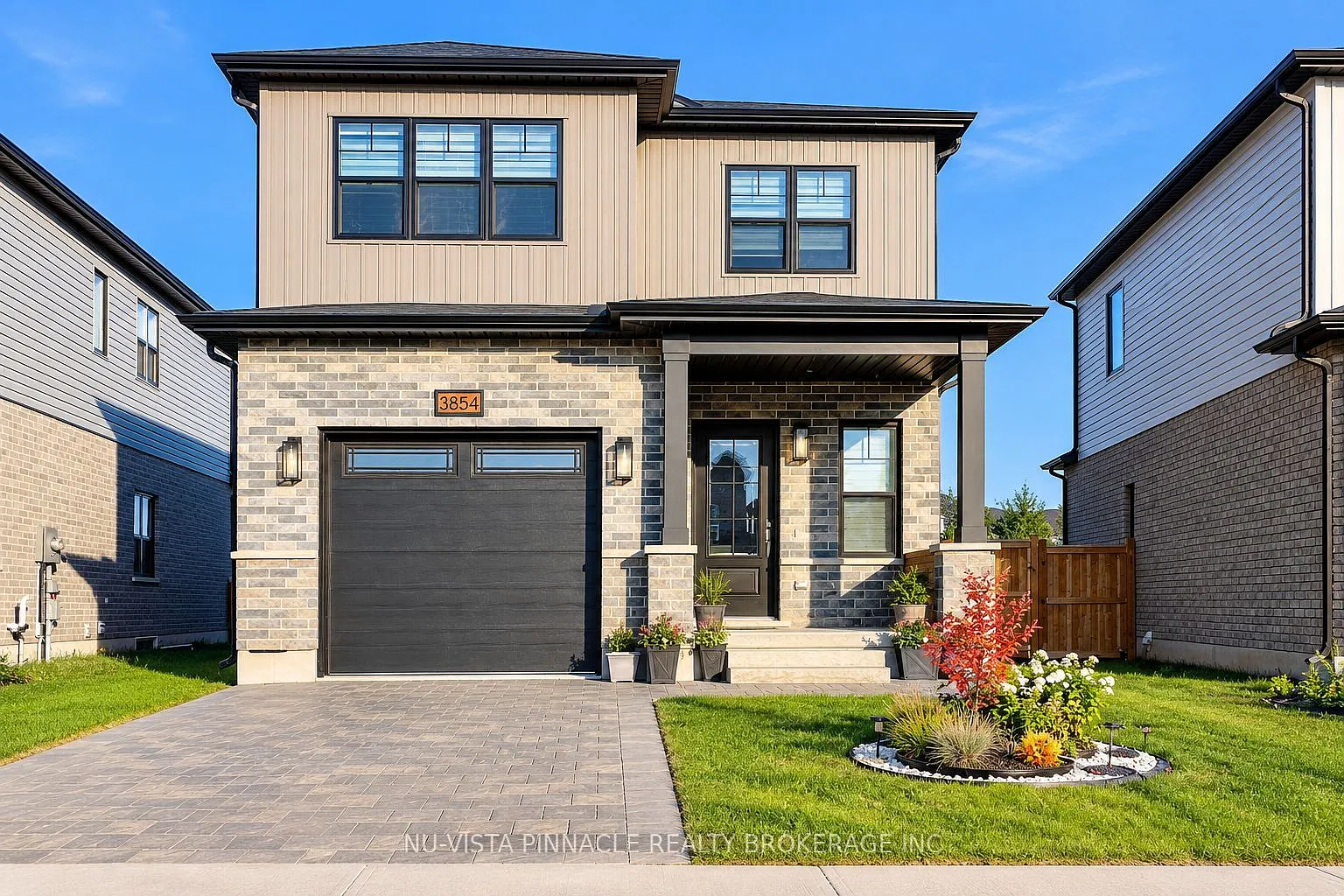 4 bed, $2,600 — Photo 1