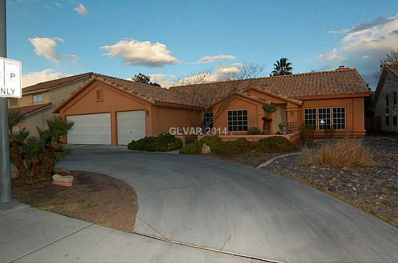 1st image of 3440 N Tenaya Way