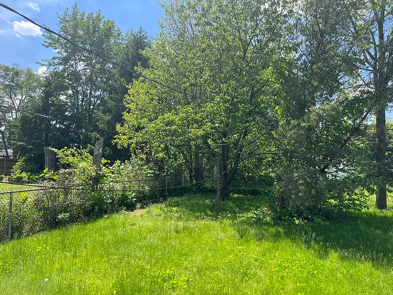 8406 Parrish Ave — Photo 13