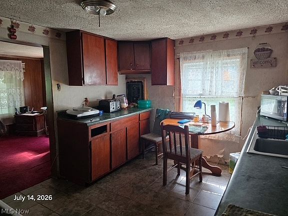2nd image of 2579 County Road 1075