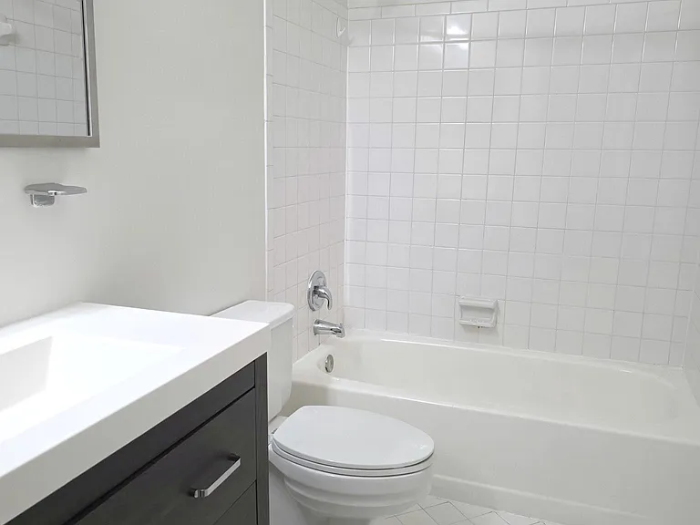 10617 Pine Haven Ter — Photo 14