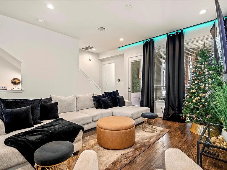 2806 Grand Fountains Dr #D — Photo 5