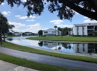 1014 Green Pine Blvd APT F1, West Palm Beach, FL 33409