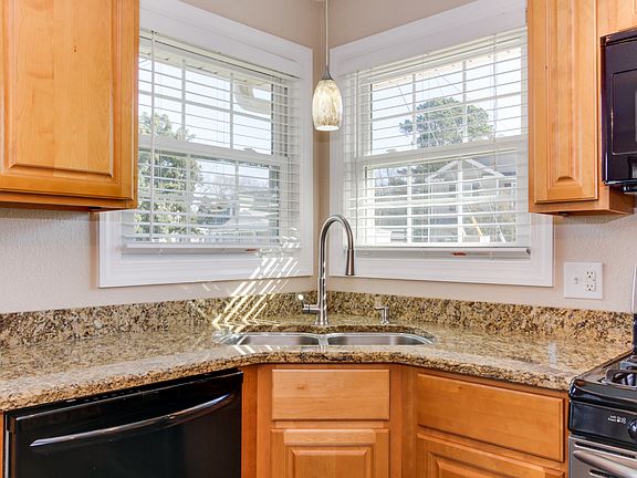 2nd image of 129 Lynn Dr