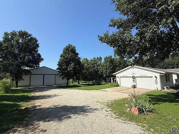 4th image of 9321 NW 40th St