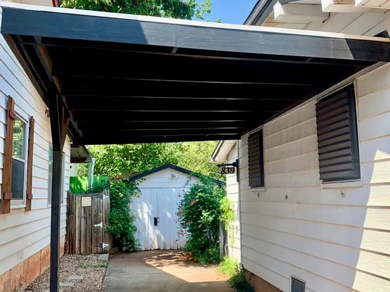 837 NW 34th St — Photo 3