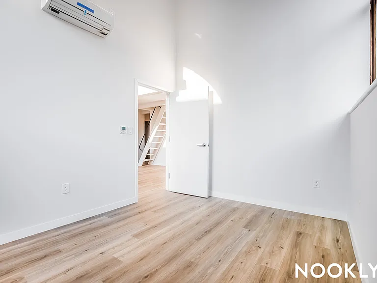 619 Throop Ave #2J — Photo 3