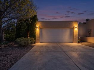 3028 Sandia Cir, Santa Fe, NM 87507