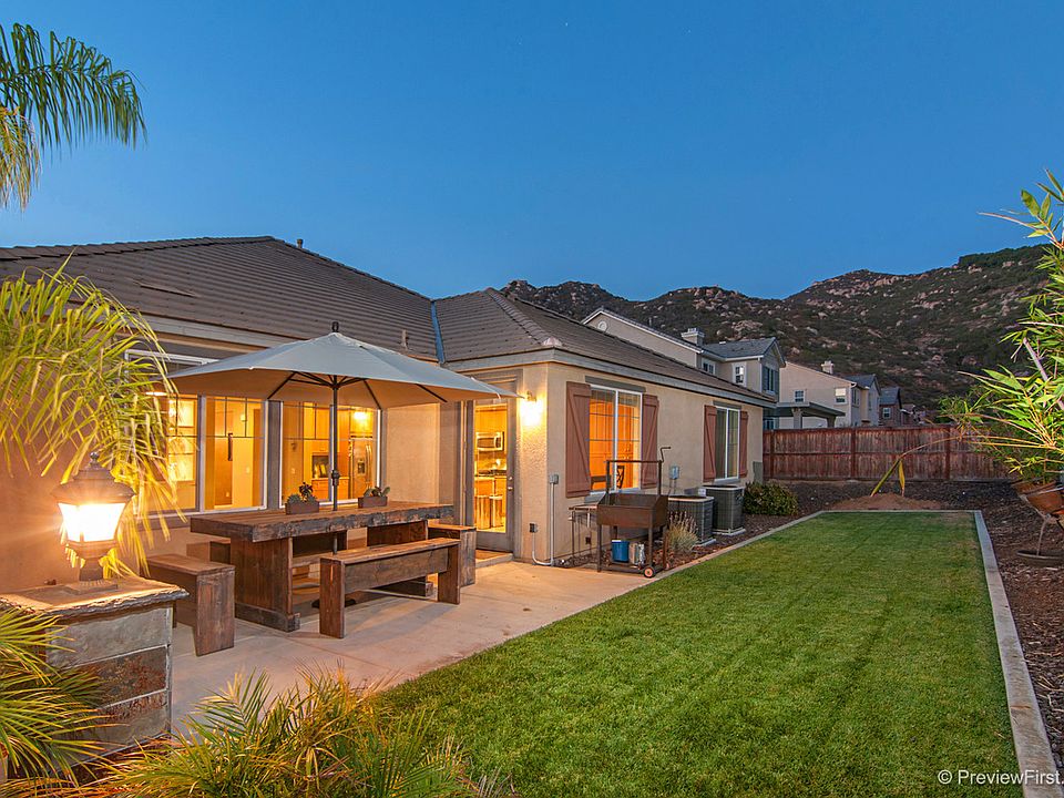 2nd image of 3267 Beven Dr