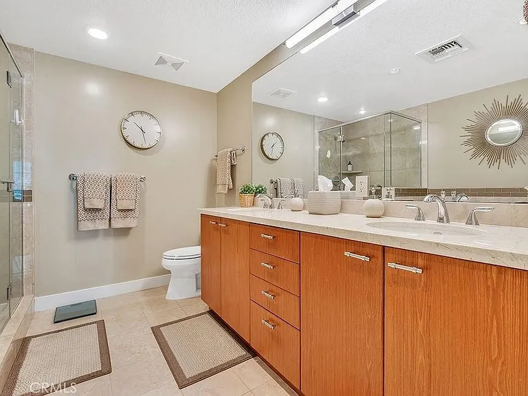 3141 Michelson #507 — Photo 17