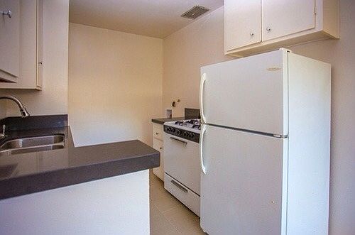 4th image of 801 Idaho Ave APT 13