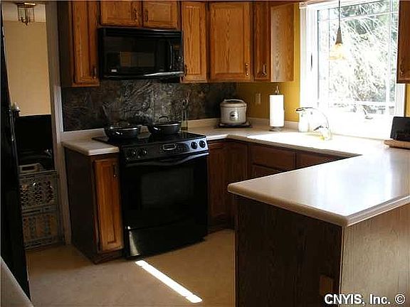 4th image of 8245 Wheatberry Way