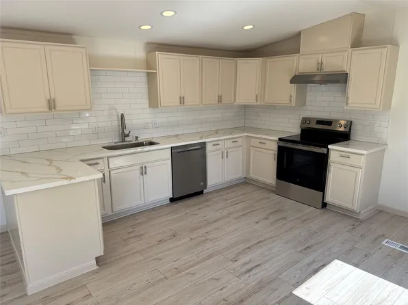 31306 E Timberloch Trl, Magnolia, TX 77355