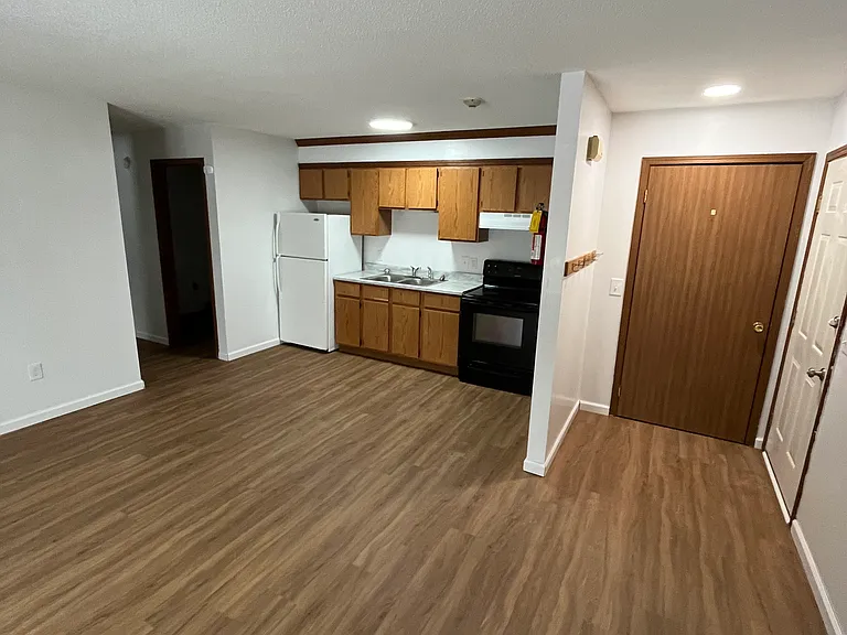 150 Market St #8 — Photo 9