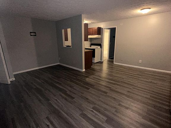 4th image of 2812 Price Ave #9