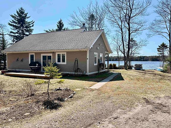 2nd image of 137 Beaver Point Rd N