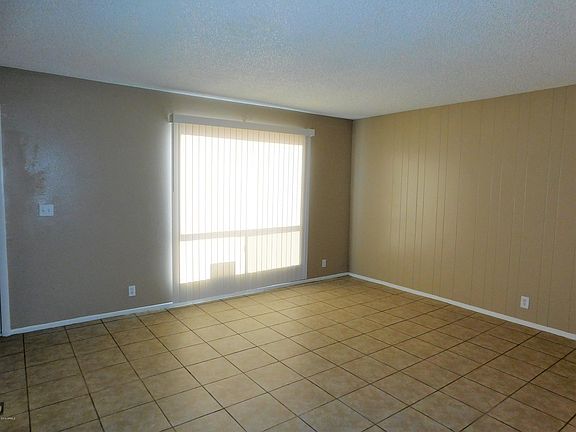 2nd image of 3524 W Dunlap Ave #115