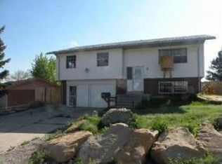 7899 Linda Cir, Thornton, CO 80221