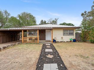 215 S Goodnight St, Clarendon, TX 79226