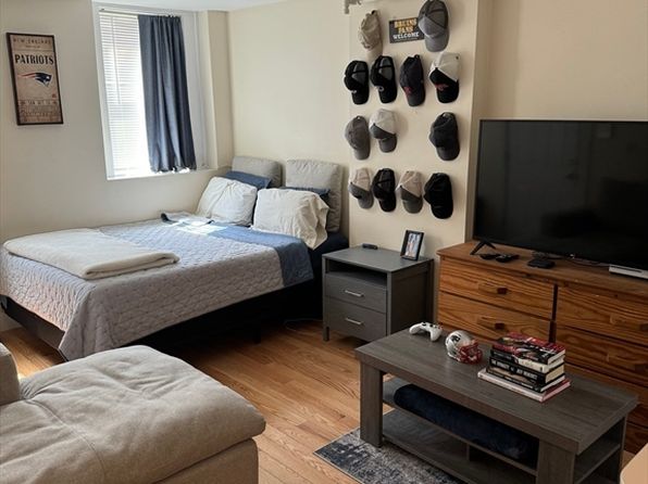2 Sackville St #1