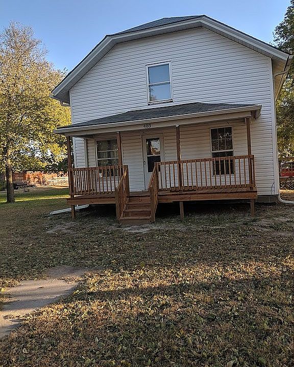 1st image of 403 W 9th St