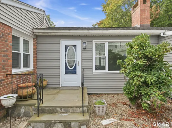 (undisclosed Address), Fairfield, CT 06825