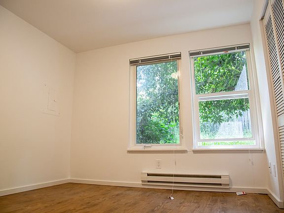 4th image of 10730 Stone Ave N APT 1