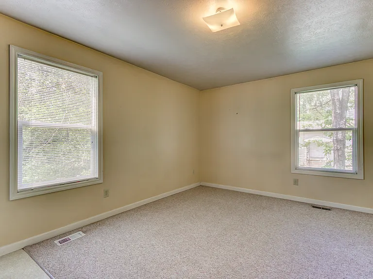 308 N College Ave #A — Photo 8