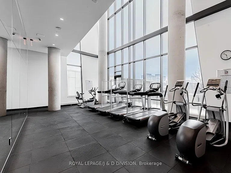 170 Fort York Blvd #1008 — Photo 27