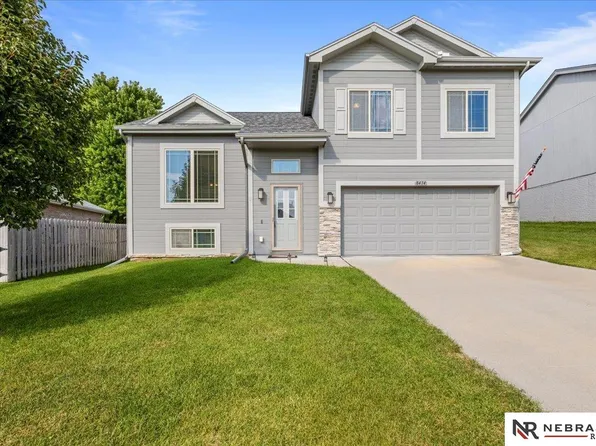 8414 Baker St, Omaha, NE 68122