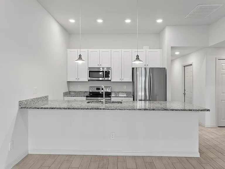 Beautiful 12' kitchen island