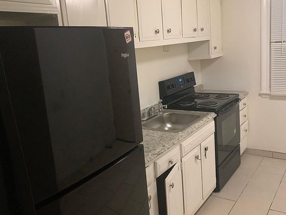 2nd image of 141 Mather St APT 5