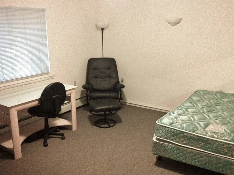 114 Highland Pl #1 — Photo 3