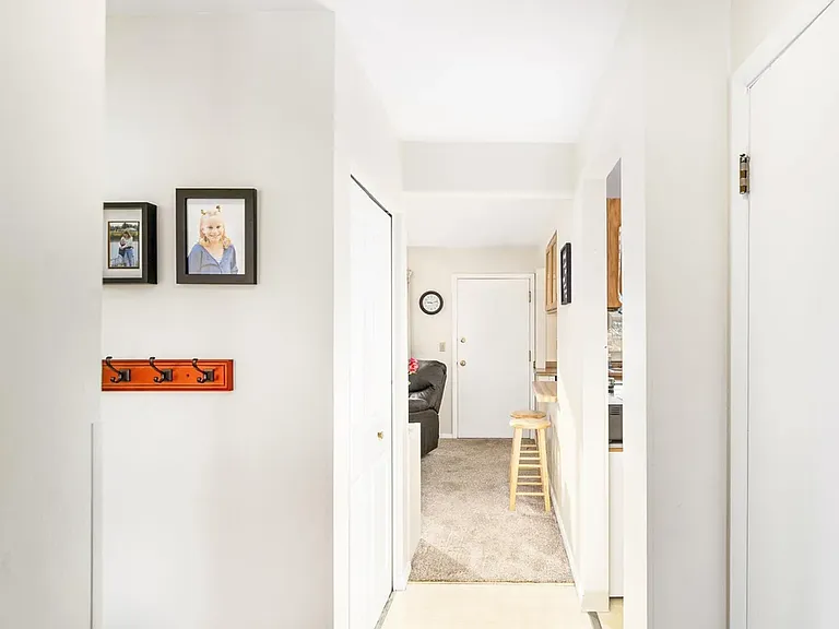 423 Kelly Cir — Photo 18