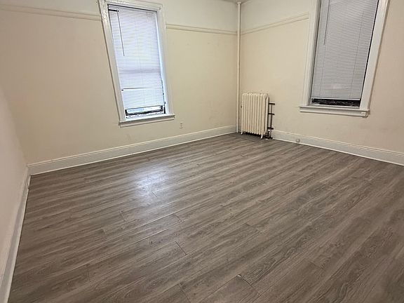 4th image of 3825 Parsons Blvd #1A