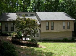 5012 Henson Dr SW, Mableton, GA 30126