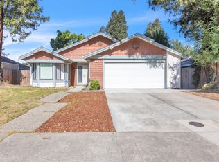 5 Rollingbrook Cir, Sacramento, CA 95833