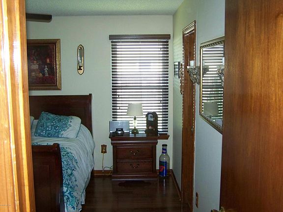 3rd image of 1826 Sheraton Lakes Cir