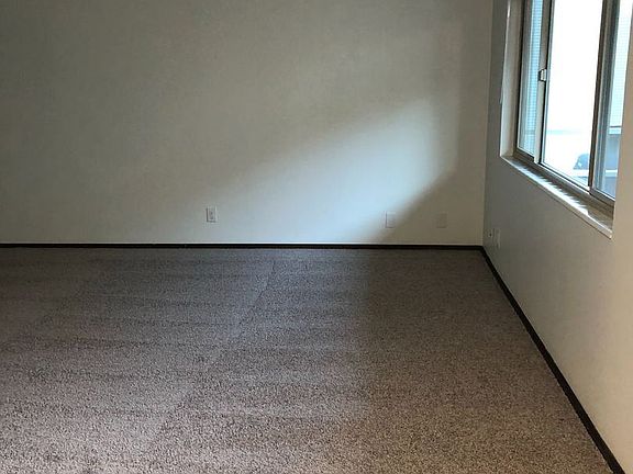5th image of 4744 40th Ave NE #44B