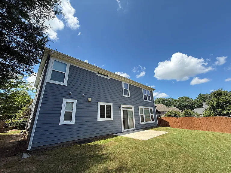 3210 Trowbridge Dr — Photo 19