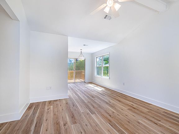 4th image of 6107 Sonny Ln