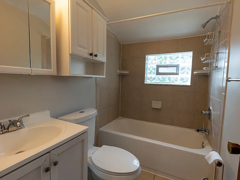 500 Serpentine Dr — Photo 5