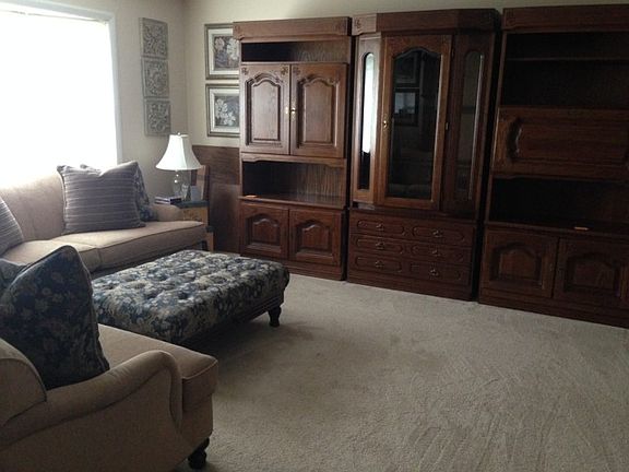 4th image of 1000 S Braintree Dr