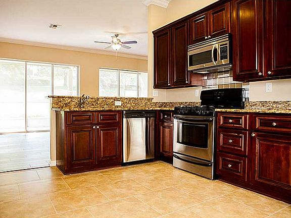 3rd image of 2961 Pinnacle Ct